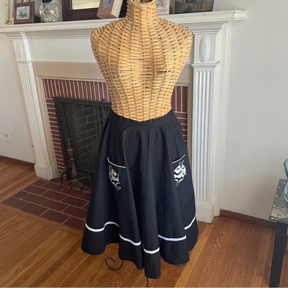Hell Bunny full moon goth black bat witchy embroidered skirt M - Picture 5 of 10
